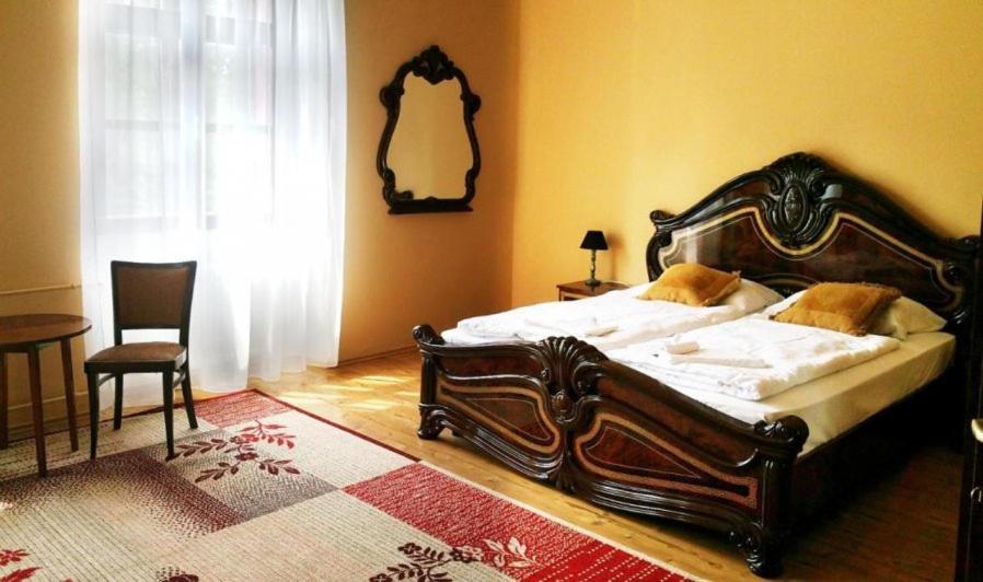 Korona Szallo Sárvár Extérieur photo